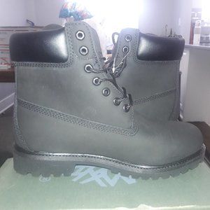 Black Timberland Boots